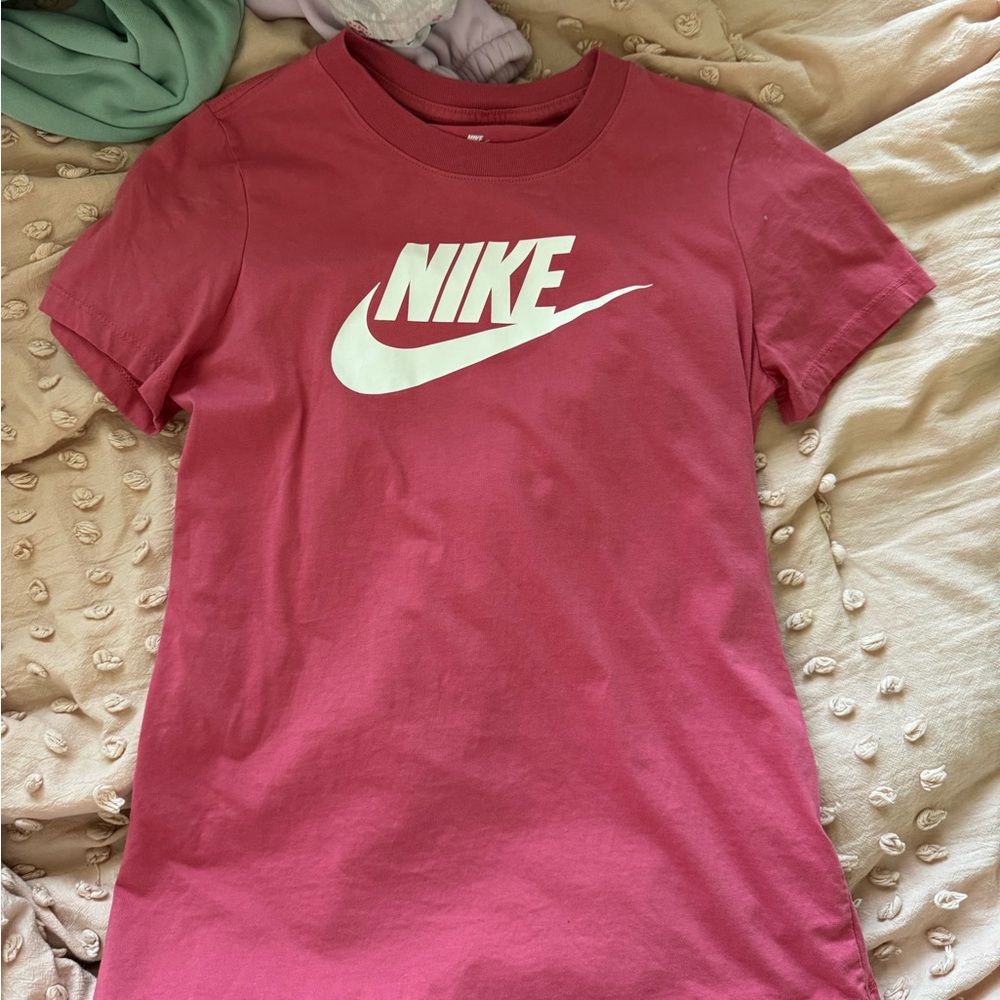 Nike Tee